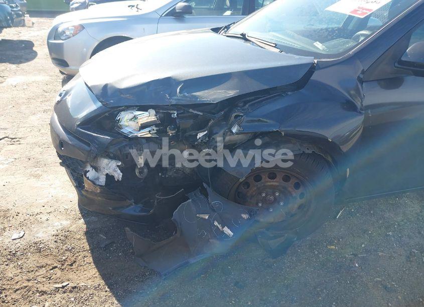 Photo 6 of 2013 Mazda Mazda3 I SV (VIN JM1BL1TF6D1723552)
