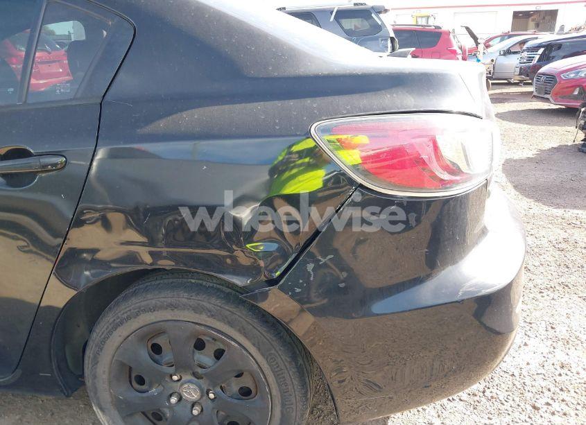 Photo 6 of 2013 Mazda Mazda3 I SV (VIN JM1BL1TF6D1838362)