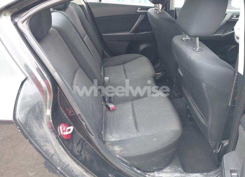 Photo 8 of 2013 Mazda Mazda3 I SV (VIN JM1BL1TF7D1806472)