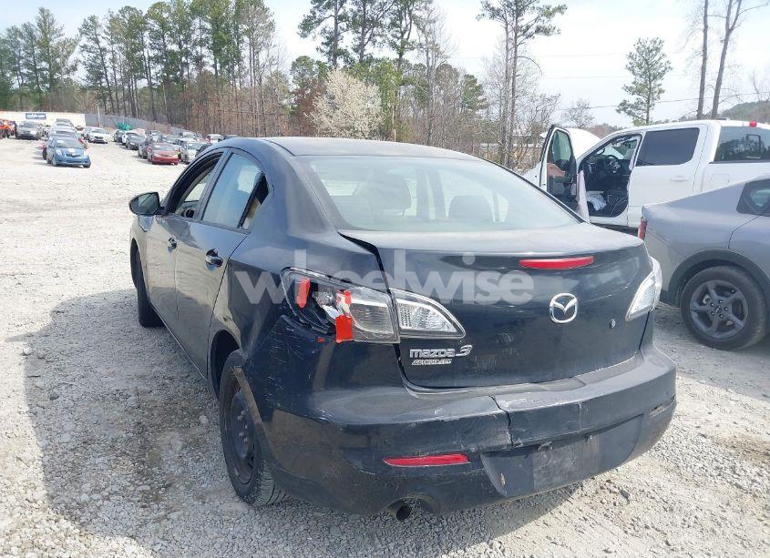 Photo 3 of 2013 Mazda Mazda3 I SV (VIN JM1BL1TF9D1705353)