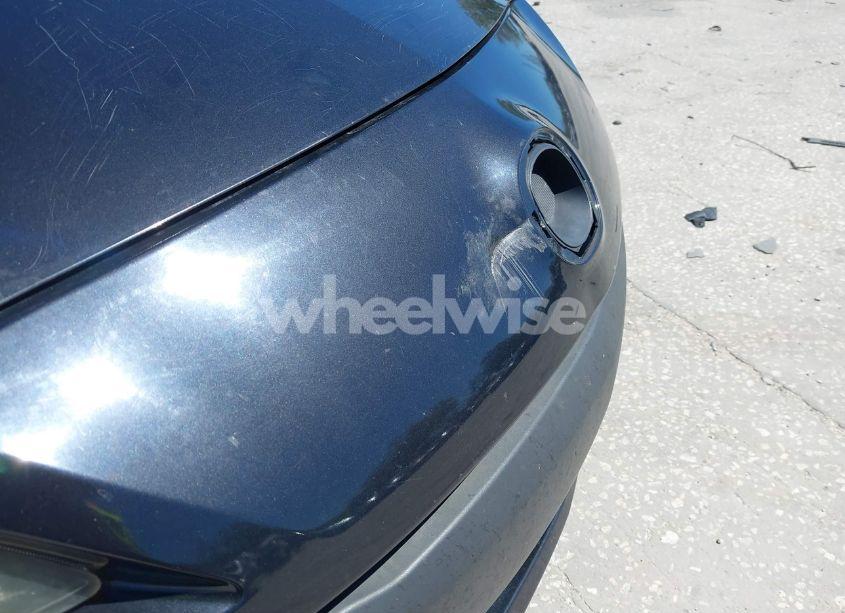Photo 6 of 2013 Mazda Mazda3 I SV (VIN JM1BL1TF9D1826545)