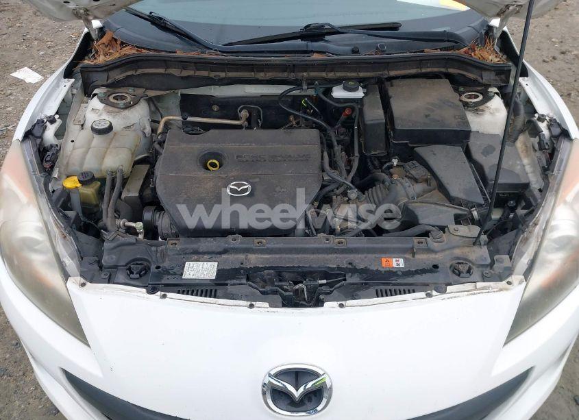 Photo 10 of 2013 Mazda Mazda3 I SV (VIN JM1BL1TFXD1709766)