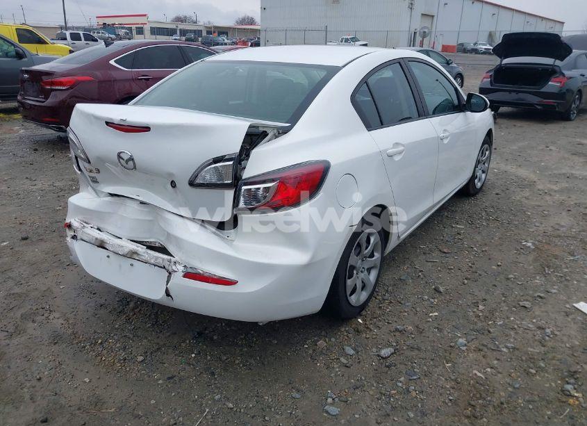 Photo 4 of 2013 Mazda Mazda3 I SV (VIN JM1BL1TFXD1709766)