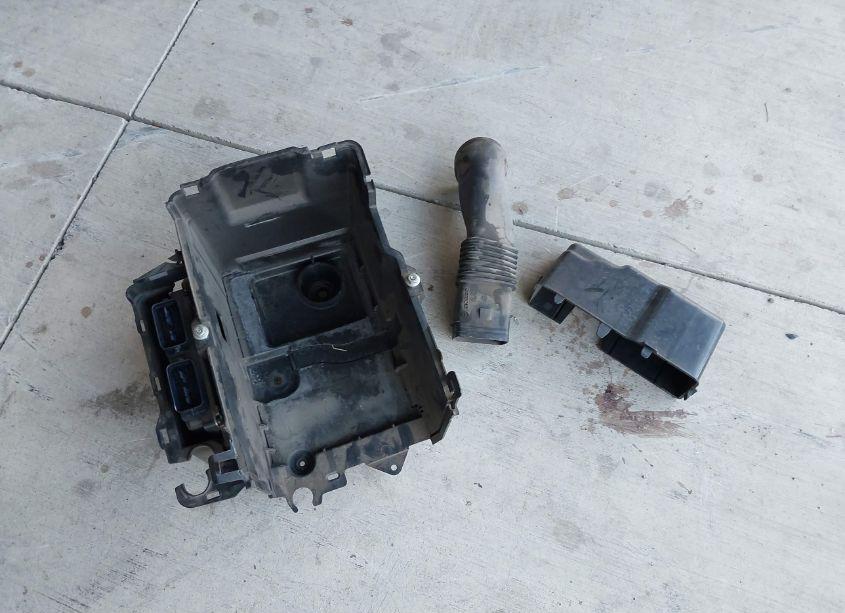 Photo 12 of 2013 Mazda Mazda3 I SV (VIN JM1BL1TFXD1716734)