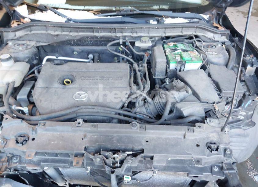 Photo 10 of 2013 Mazda Mazda3 I SV (VIN JM1BL1TG0D1812753)