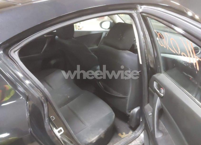 Photo 8 of 2013 Mazda Mazda3 I SV (VIN JM1BL1TG1D1824491)