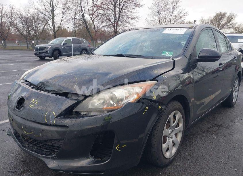 Photo 13 of 2013 Mazda Mazda3 I SV (VIN JM1BL1TG4D1739905)