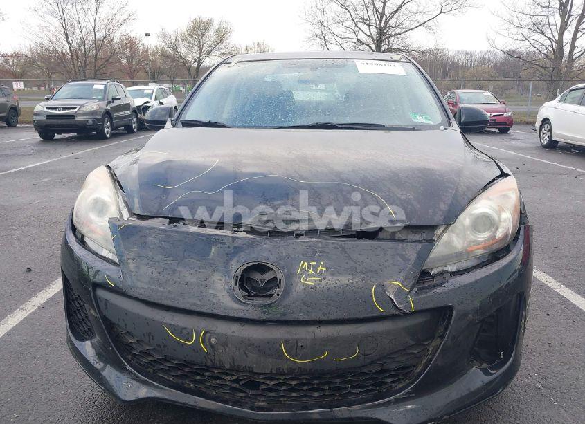 Photo 6 of 2013 Mazda Mazda3 I SV (VIN JM1BL1TG4D1739905)