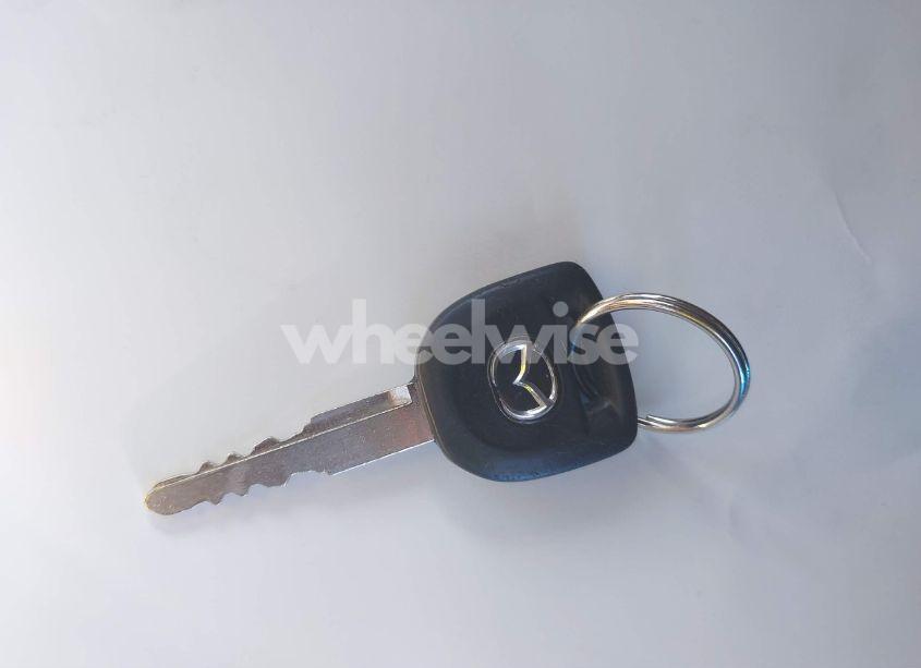 Photo 11 of 2013 Mazda Mazda3 I SV (VIN JM1BL1TG4D1772872)