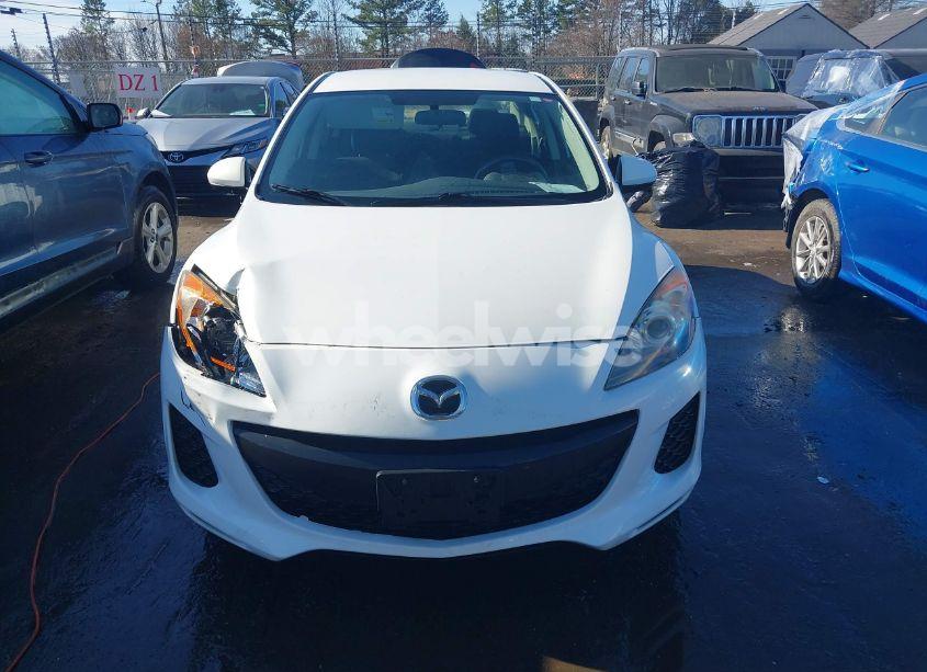 Photo 13 of 2013 Mazda Mazda3 I SV (VIN JM1BL1TG4D1772872)