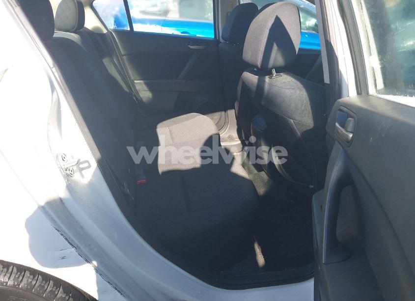 Photo 8 of 2013 Mazda Mazda3 I SV (VIN JM1BL1TG4D1772872)