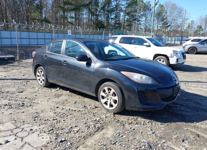 2013 Mazda Mazda3 I SV (VIN JM1BL1TG5D1832996) main photo