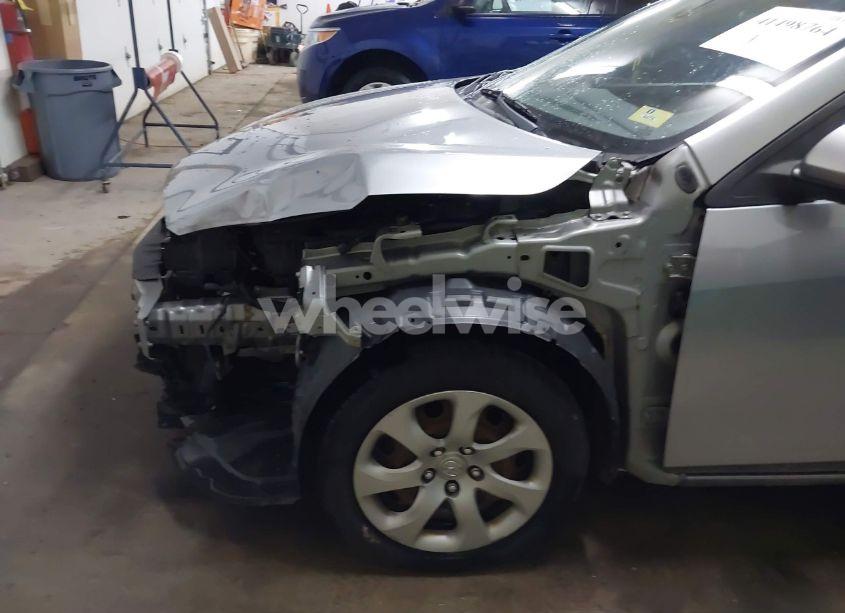 Photo 18 of 2013 Mazda Mazda3 I SV (VIN JM1BL1TG8D1807008)
