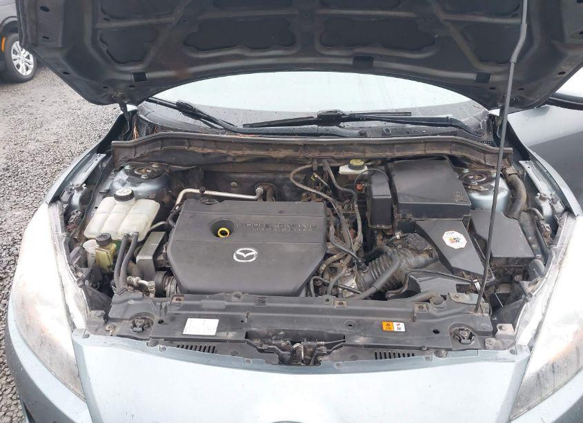 Photo 10 of 2013 Mazda Mazda3 I SV (VIN JM1BL1TG8D1814539)