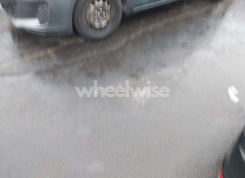 Photo 12 of 2013 Mazda Mazda3 I SV (VIN JM1BL1TG9D1765173)