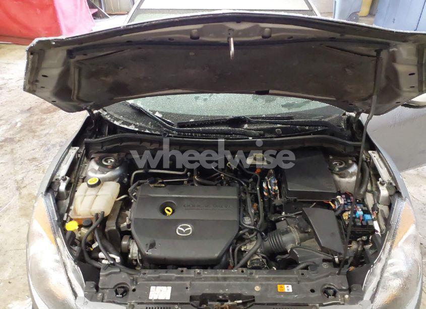 Photo 10 of 2013 Mazda Mazda3 I SV (VIN JM1BL1TG9D1843497)