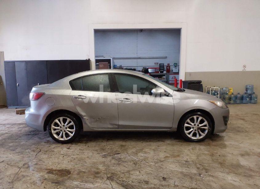 Photo 13 of 2013 Mazda Mazda3 I SV (VIN JM1BL1TG9D1843497)