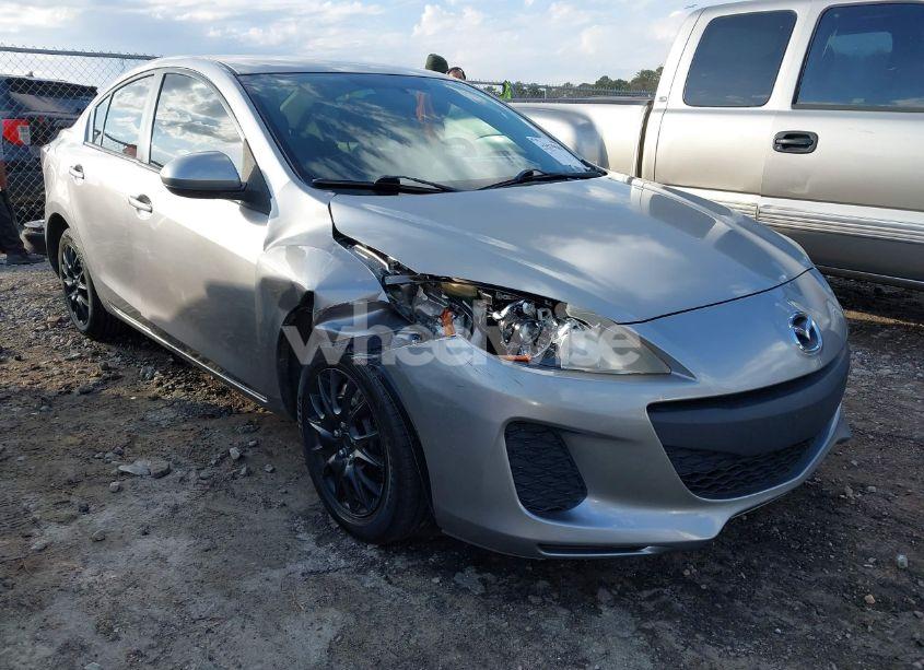 2013 Mazda Mazda3 I SV (VIN JM1BL1TGXD1779292) main photo