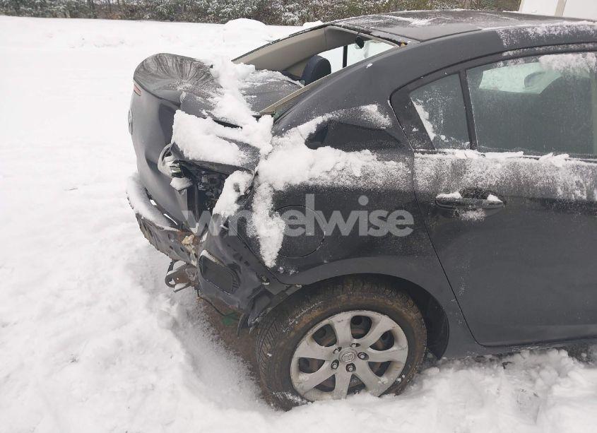 Photo 13 of 2013 Mazda Mazda3 I SV (VIN JM1BL1TGXD1833111)