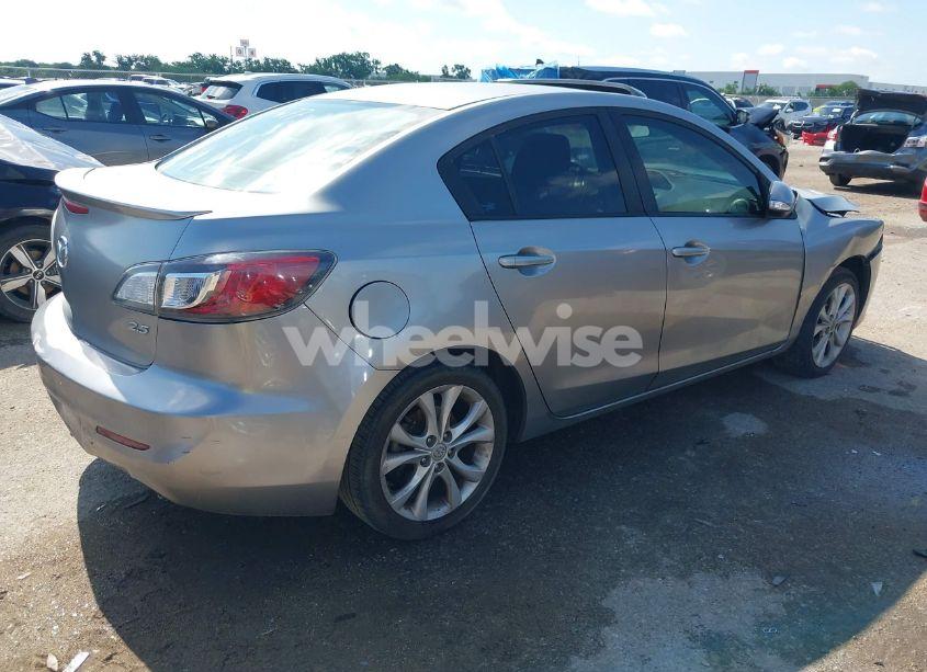 Photo 4 of 2011 Mazda 3 S (VIN JM1BL1U52B1403647)