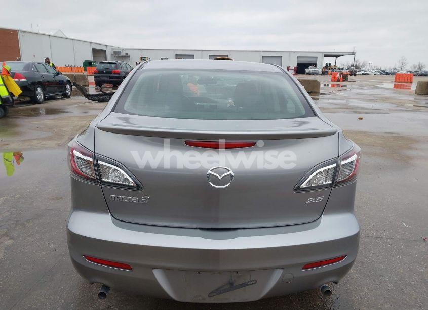 Photo 16 of 2011 Mazda Mazda3 S SPORT (VIN JM1BL1U53B1404399)