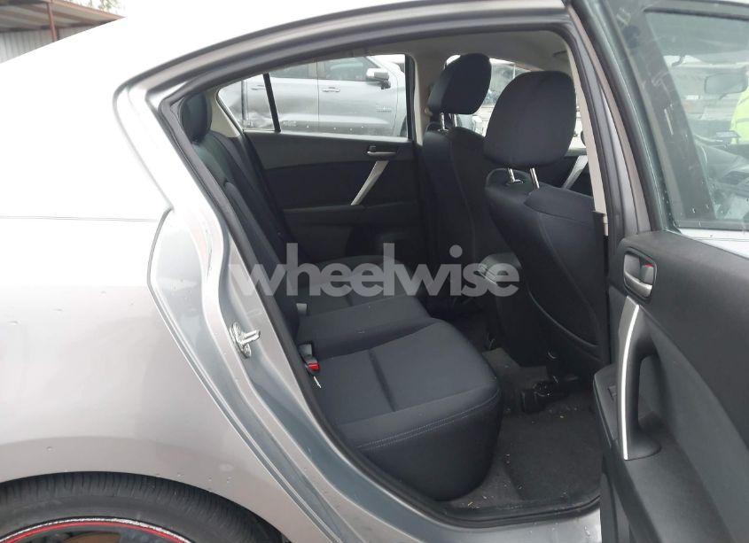 Photo 8 of 2011 Mazda Mazda3 S SPORT (VIN JM1BL1U53B1404399)