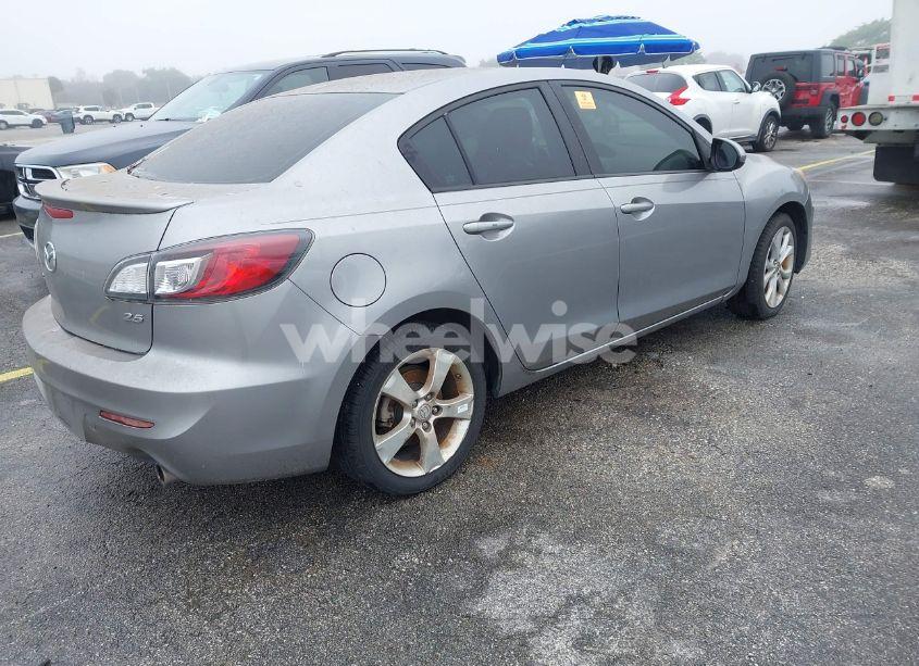 Photo 4 of 2011 Mazda Mazda3 S SPORT (VIN JM1BL1U54B1472016)