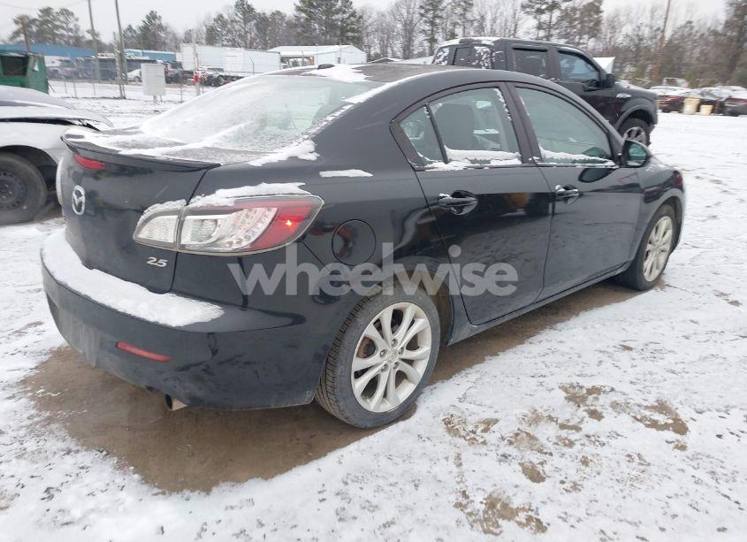 Photo 4 of 2011 Mazda Mazda3 S SPORT (VIN JM1BL1U56B1471613)