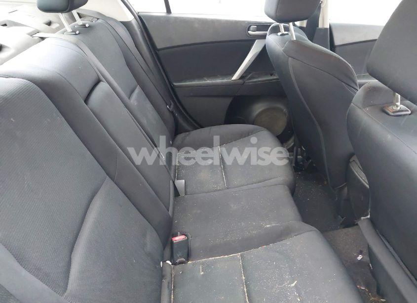 Photo 8 of 2011 Mazda Mazda3 S SPORT (VIN JM1BL1U56B1471613)