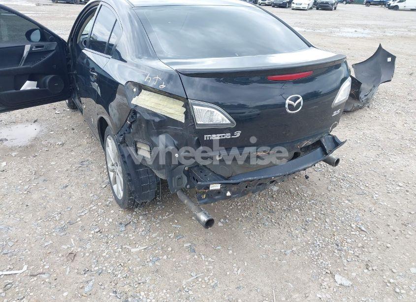 Photo 6 of 2011 Mazda Mazda3 S SPORT (VIN JM1BL1U57B1470275)