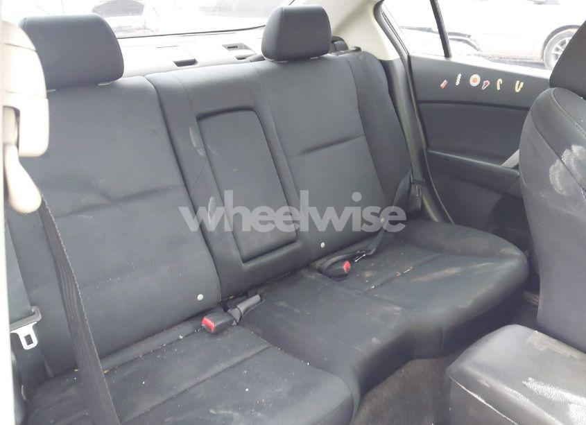 Photo 8 of 2011 Mazda Mazda3 S SPORT (VIN JM1BL1U57B1470275)