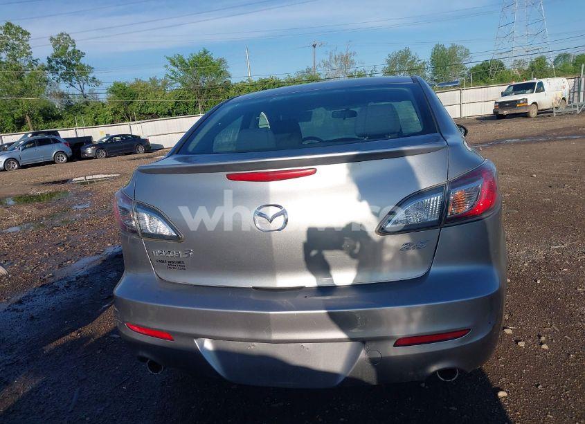 Photo 16 of 2011 Mazda Mazda3 S SPORT (VIN JM1BL1U63B1408056)