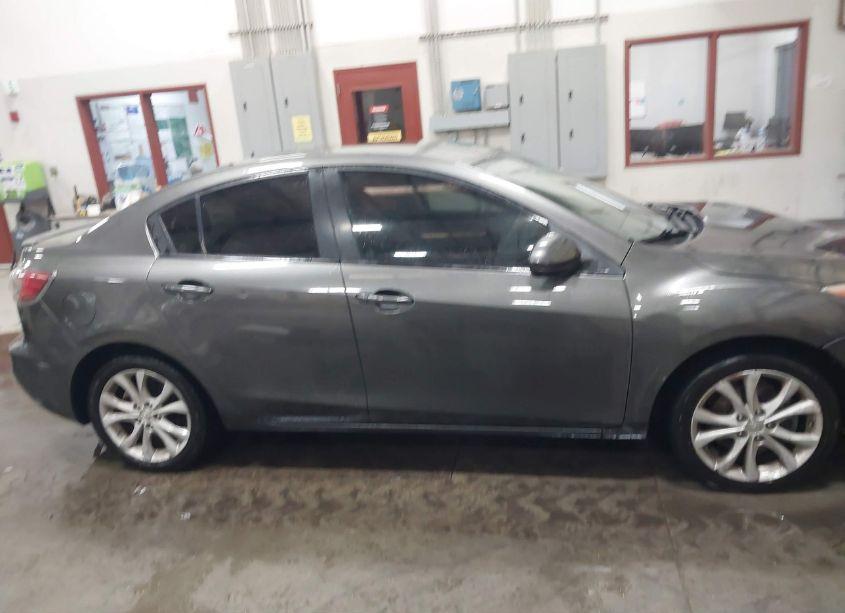 Photo 14 of 2011 Mazda Mazda3 S SPORT (VIN JM1BL1U63B1438545)