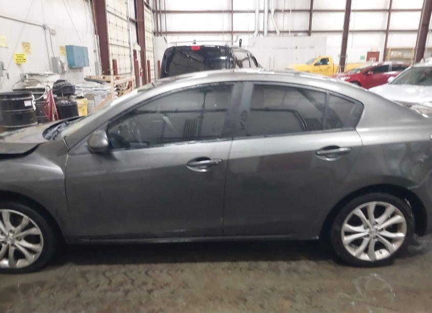 Photo 15 of 2011 Mazda Mazda3 S SPORT (VIN JM1BL1U63B1438545)