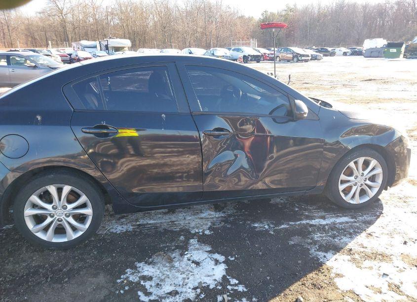 Photo 12 of 2011 Mazda Mazda3 S SPORT (VIN JM1BL1U63B1447584)