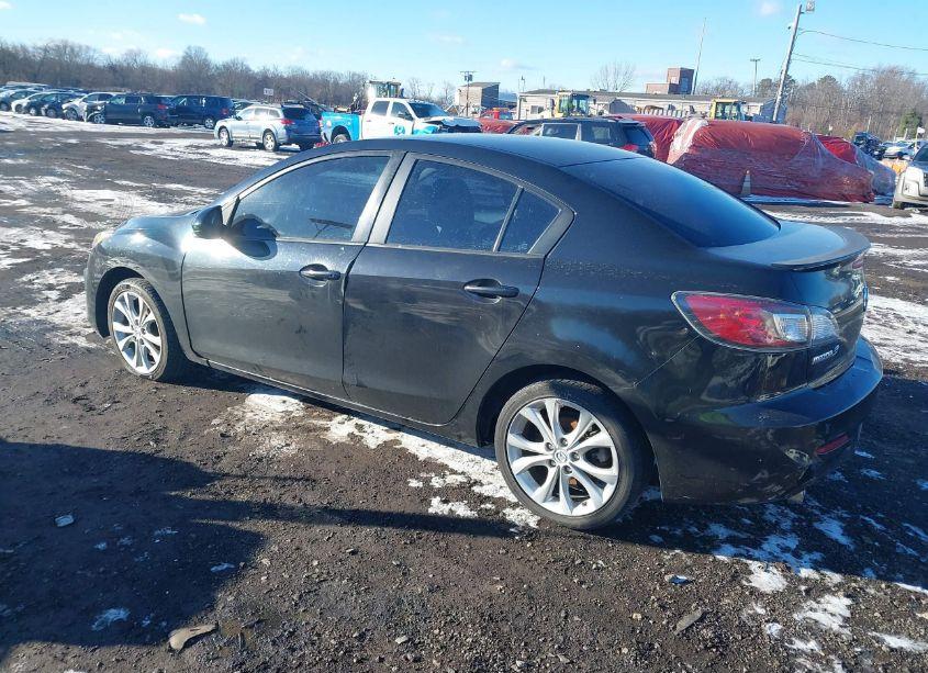 Photo 3 of 2011 Mazda Mazda3 S SPORT (VIN JM1BL1U63B1447584)