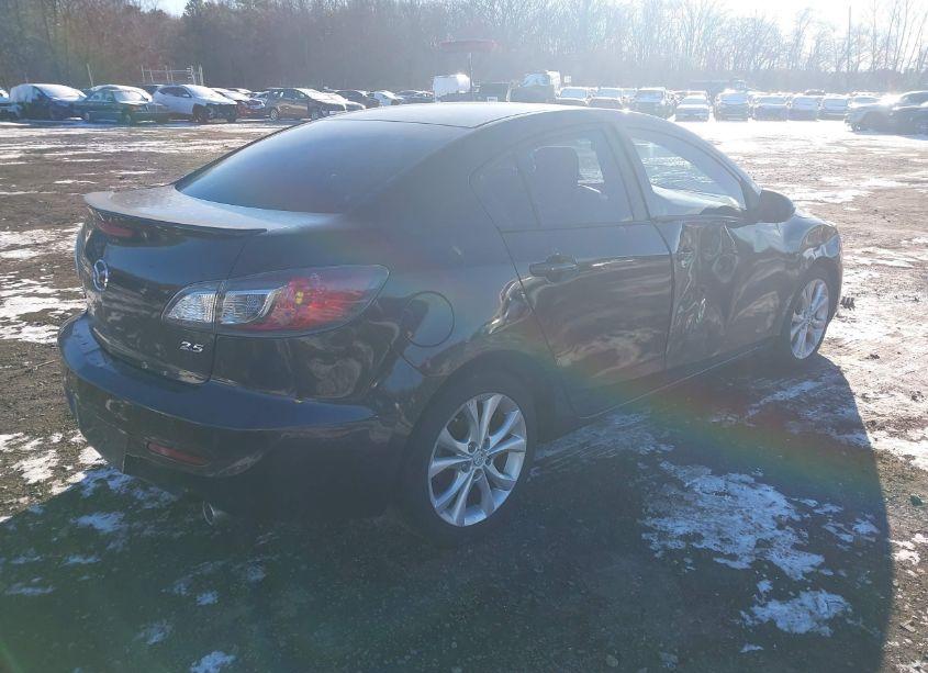 Photo 4 of 2011 Mazda Mazda3 S SPORT (VIN JM1BL1U63B1447584)