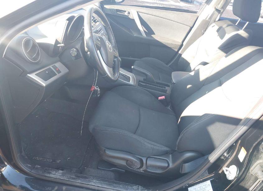 Photo 5 of 2011 Mazda Mazda3 S SPORT (VIN JM1BL1U63B1447584)