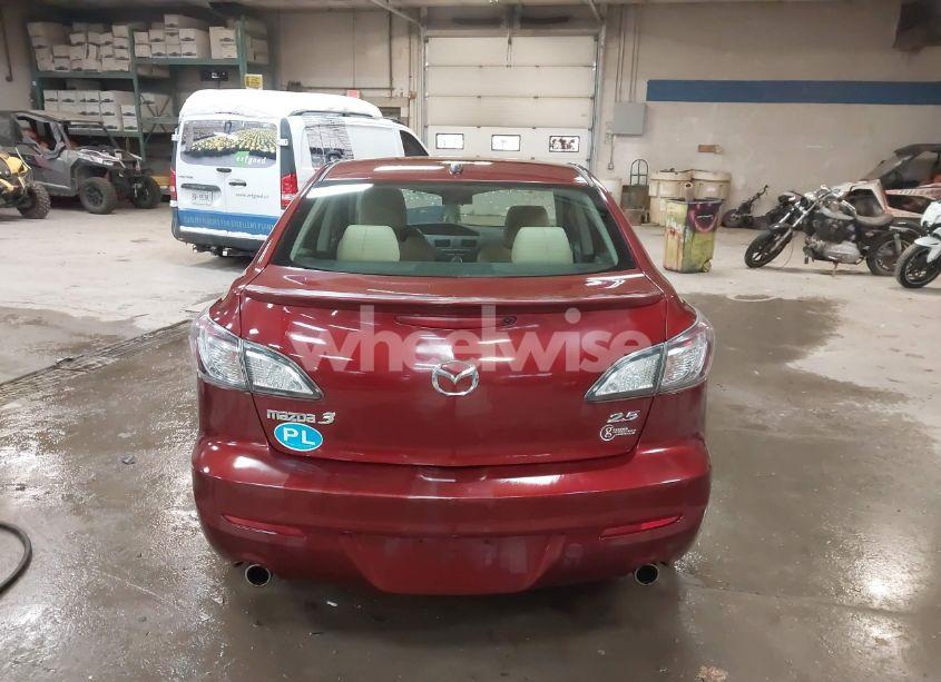 Photo 16 of 2011 Mazda Mazda3 S SPORT (VIN JM1BL1U65B1372225)