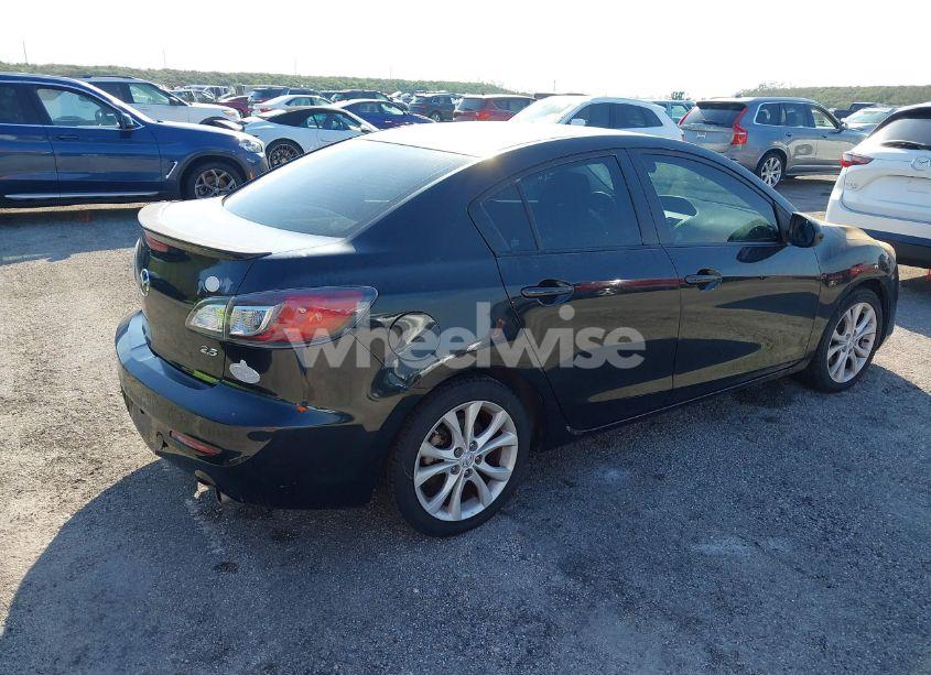 Photo 4 of 2011 Mazda Mazda3 S SPORT (VIN JM1BL1U68B1355032)