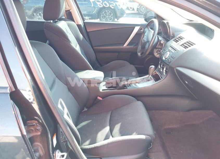 Photo 5 of 2011 Mazda Mazda3 S SPORT (VIN JM1BL1U68B1355032)