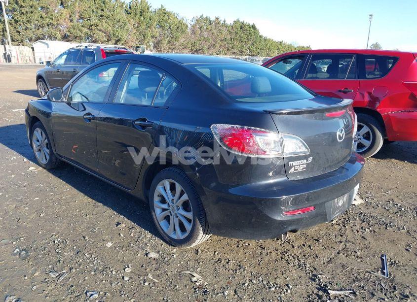 Photo 3 of 2011 Mazda Mazda3 S SPORT (VIN JM1BL1U69B1413388)