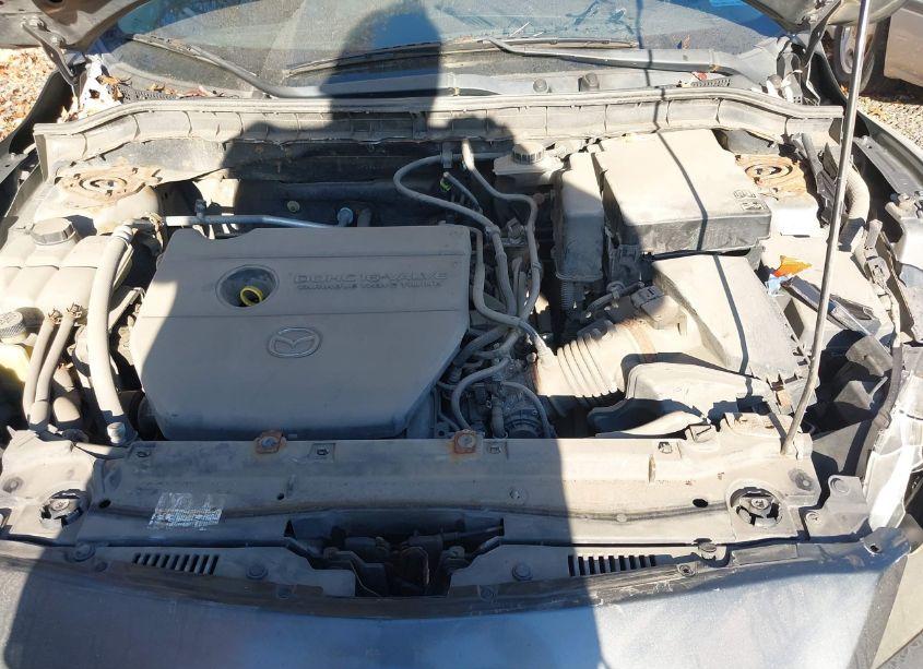 Photo 10 of 2011 Mazda Mazda3 (VIN JM1BL1U6XB1385746)