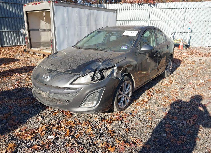 Photo 2 of 2011 Mazda Mazda3 (VIN JM1BL1U6XB1385746)