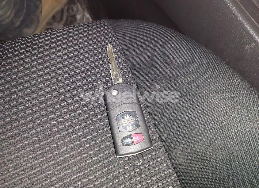 Photo 11 of 2013 Mazda Mazda3 I SPORT (VIN JM1BL1U70D1755761)