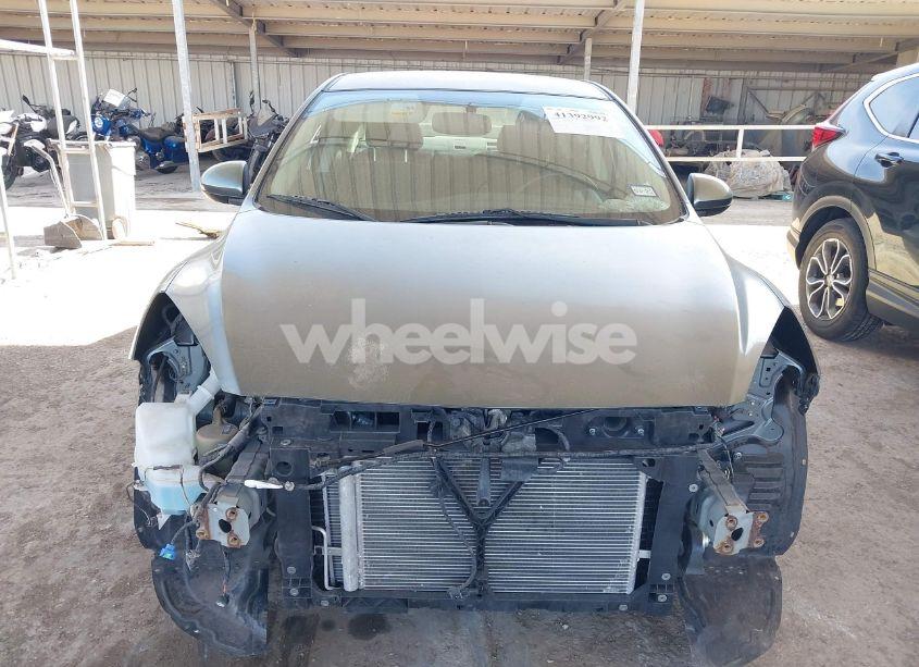 Photo 12 of 2013 Mazda Mazda3 I SPORT (VIN JM1BL1U72D1701541)