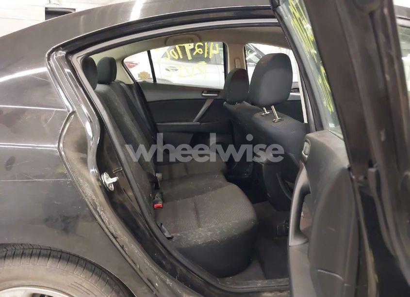 Photo 8 of 2013 Mazda Mazda3 I SPORT (VIN JM1BL1U73D1762011)