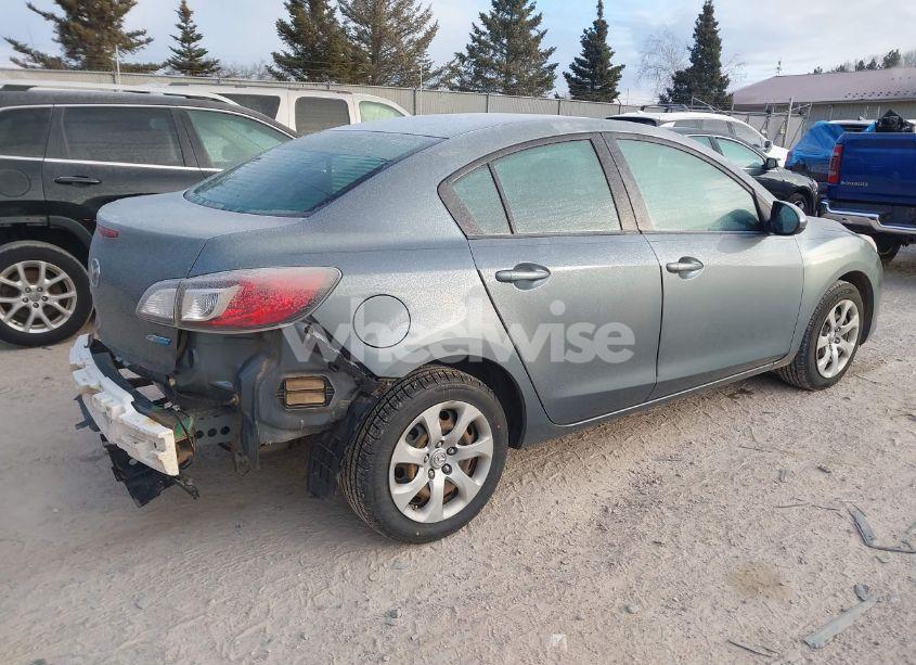 Photo 4 of 2013 Mazda Mazda3 I SPORT (VIN JM1BL1U73D1783926)