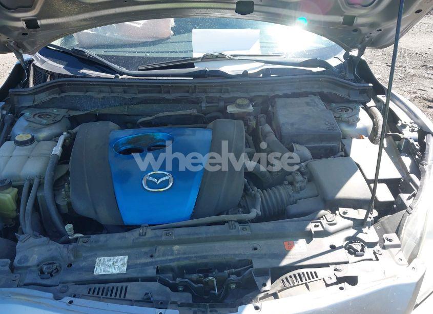Photo 10 of 2013 Mazda Mazda3 I SPORT (VIN JM1BL1U73D1814690)