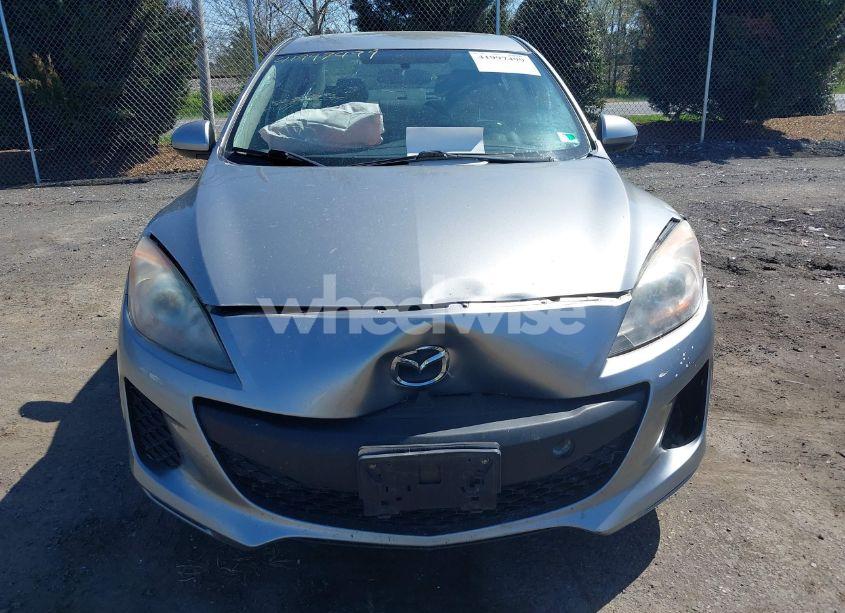 Photo 12 of 2013 Mazda Mazda3 I SPORT (VIN JM1BL1U73D1814690)